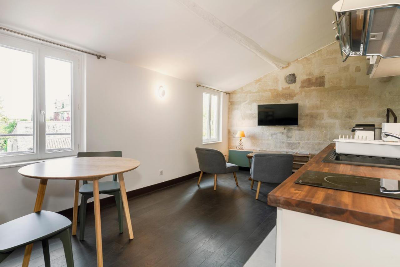 Saint Eloi - Duplex Centre Historique De Villeneuve Les Avignon 外观 照片