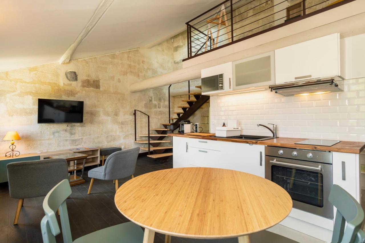 Saint Eloi - Duplex Centre Historique De Villeneuve Les Avignon 外观 照片